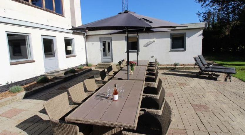 Photo of "Dana" - 525m from the sea