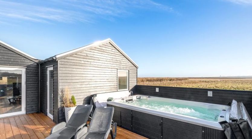 Photo of "Ivar" - 300m from the sea