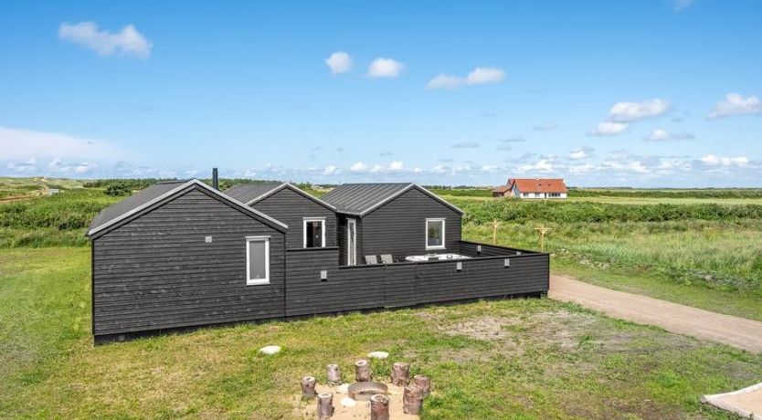 Photo of "Ivar" - 300m from the sea