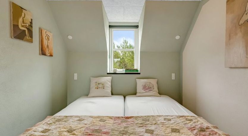 Photo of "Thorid" - 800m from the sea