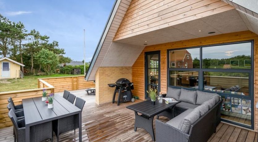 Photo of "Thorid" - 800m from the sea