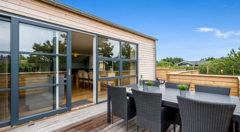 Photo of "Thorid" - 800m from the sea