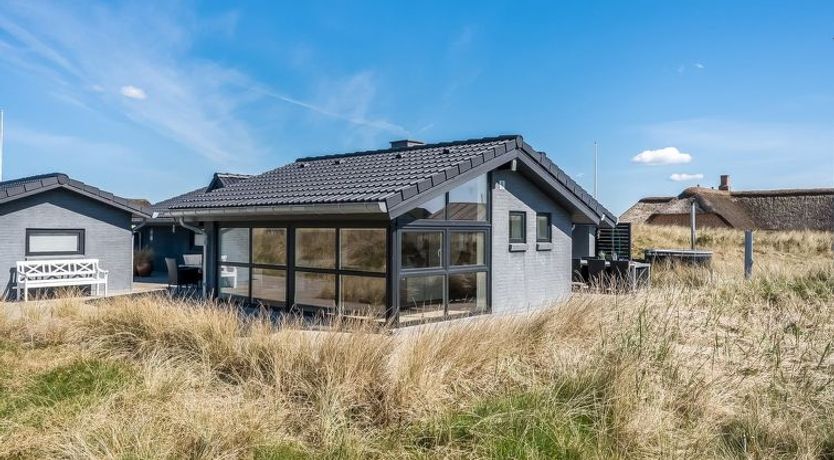 Photo of "Walther" - 300m from the sea