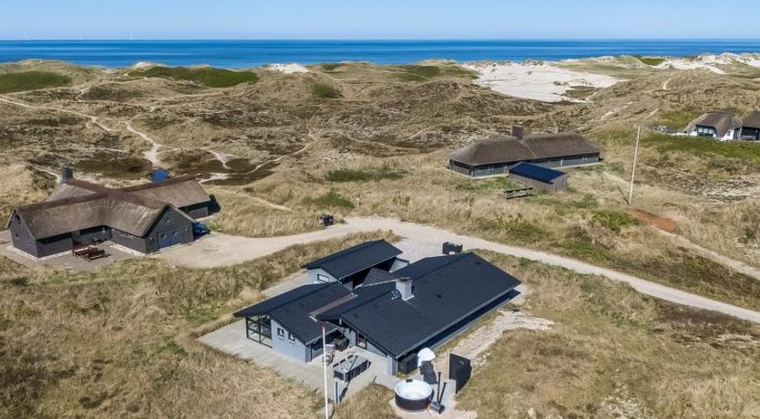 Photo of "Walther" - 300m from the sea