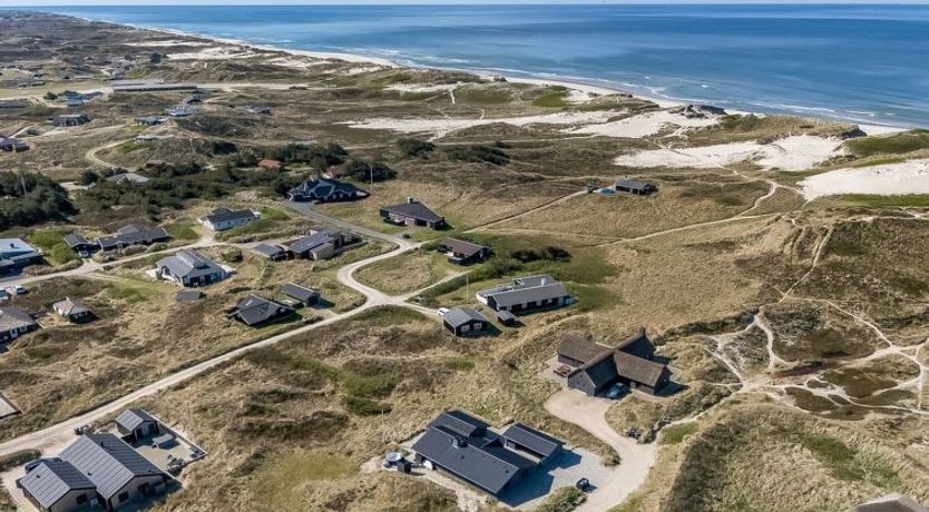 Photo of "Walther" - 300m from the sea