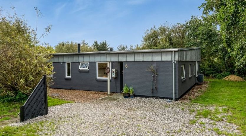 Photo of "Jerrit" - 1.4km from the sea