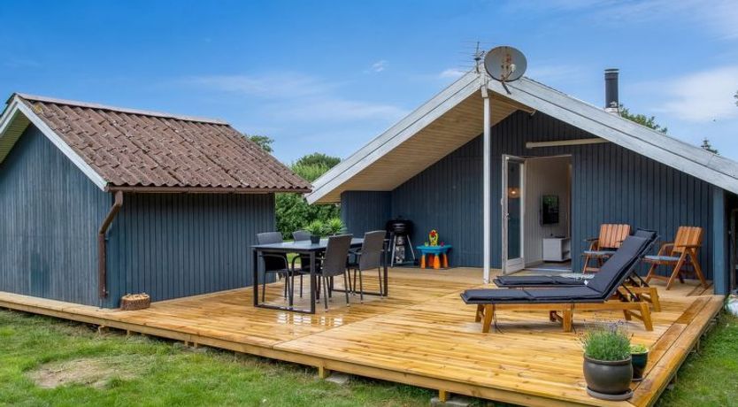 Photo of "Frender" - 800m to the fjord