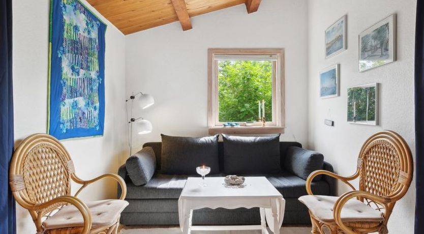 Photo of "Felicity" - 250m from the sea