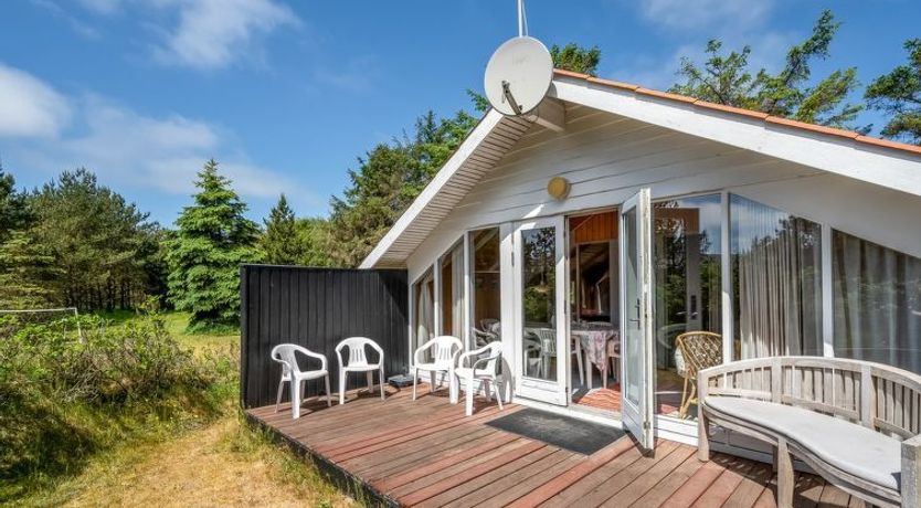 Photo of "Clea" - 800m from the sea