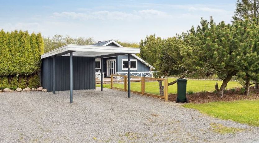 Photo of "Reidar" - 600m from the sea