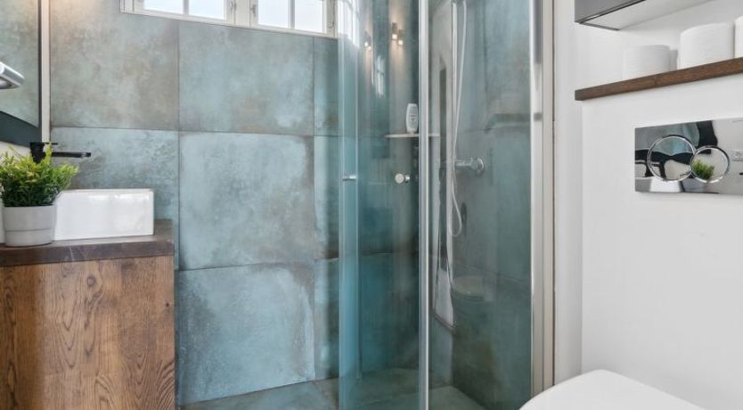 Photo of "Johanna" - 300m from the sea