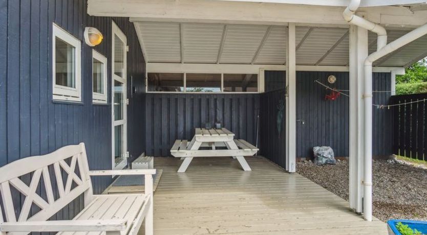 Photo of "Isto" - 250m from the sea