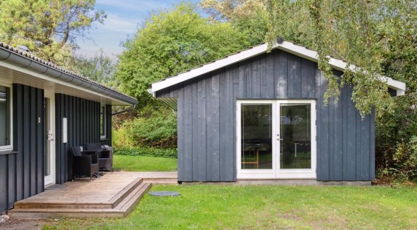 Photo of "Josina" - 675m from the sea