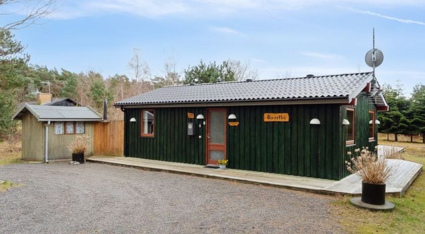 Photo of "Nada" - 200m from the sea