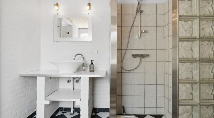 Photo of "Riitta" - 250m from the sea