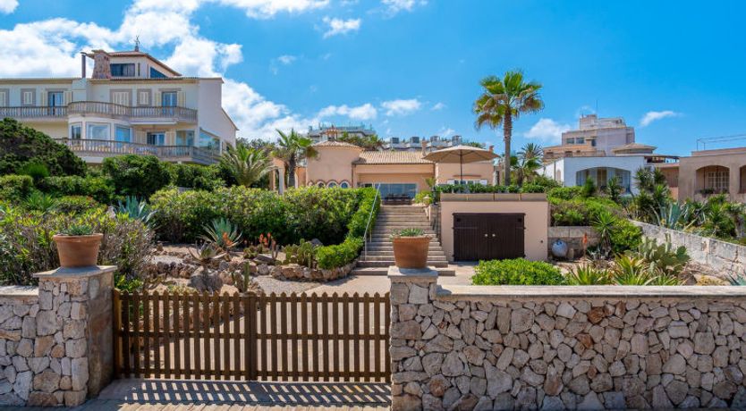 Photo of Las Gaviotas Style & Charm