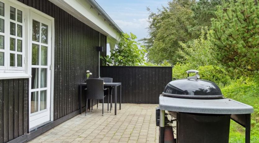 Photo of "Lazorka" - 200m from the sea