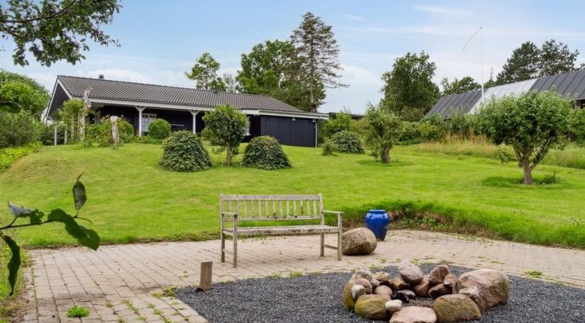 Photo of "Lazorka" - 200m from the sea