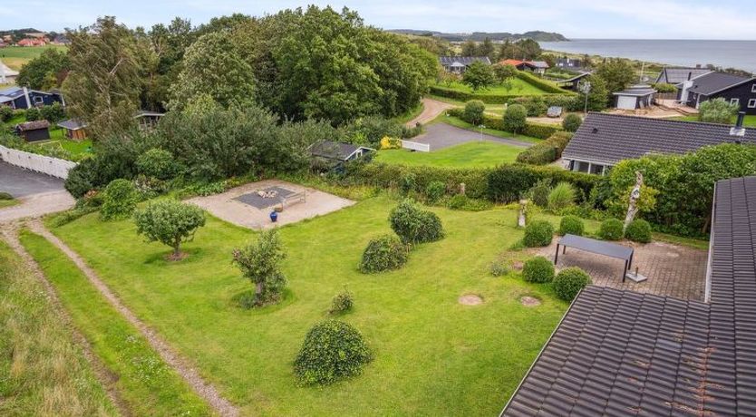 Photo of "Lazorka" - 200m from the sea