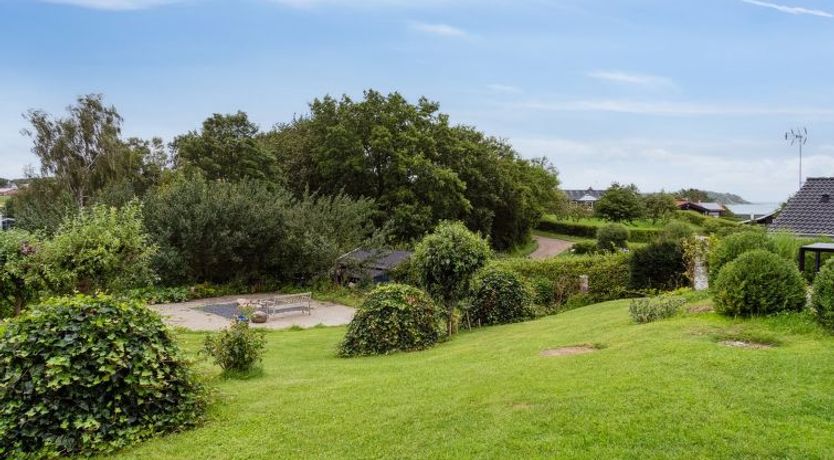 Photo of "Lazorka" - 200m from the sea