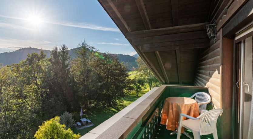 Photo of Alpenrose Apartment 4 Apartment 3