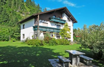 Alpenrose Apartment 3 Holiday Home