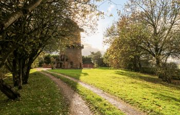 Windmill On The Farm Holiday Cottage