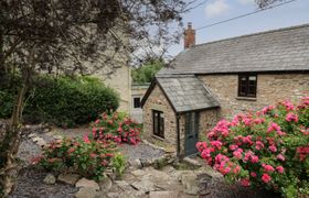 Groveside Holiday Cottage