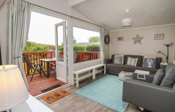 Chalet 64 Holiday Cottage