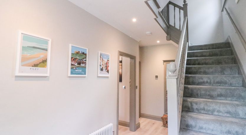 Photo of 41 Chatsworth Gardens