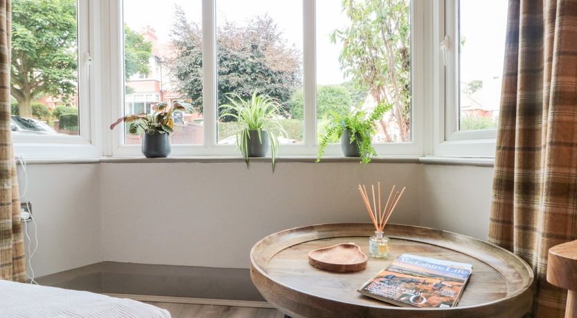 Photo of 41 Chatsworth Gardens