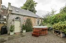 Photo of trefoil-cottage