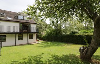 Hillcroft Holiday Cottage