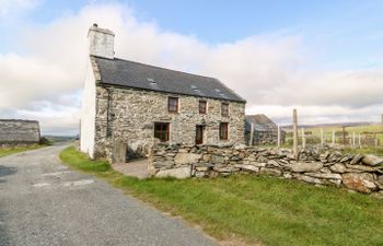 Ereiniog Holiday Cottage