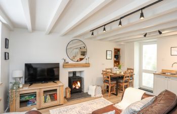 Bwthyn Lili (Lily Cottage) Holiday Cottage