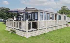 Photo of Stanley's Lodge, Foxburrow Hang