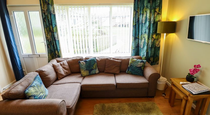 Photo of 10 The Dell