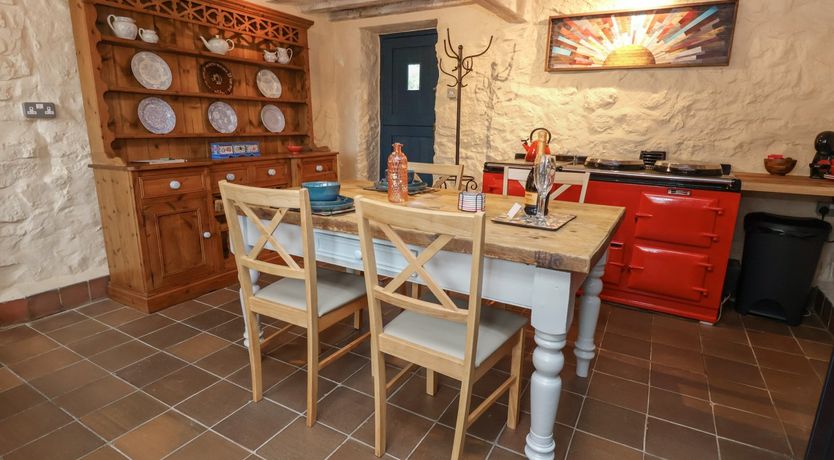 Photo of Carrey Y Big Cottage