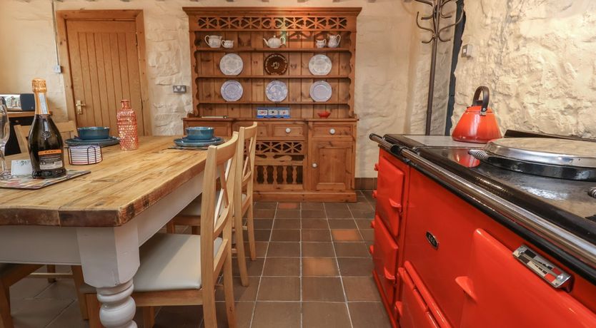 Photo of Carrey Y Big Cottage