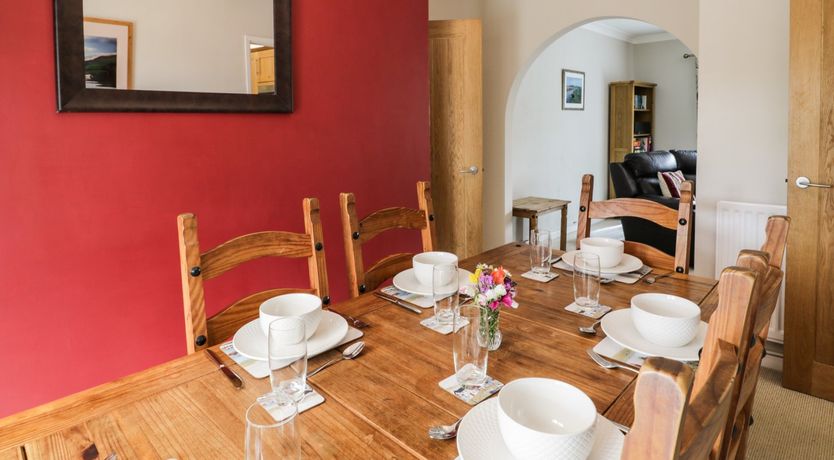 Photo of 24 Dolithel