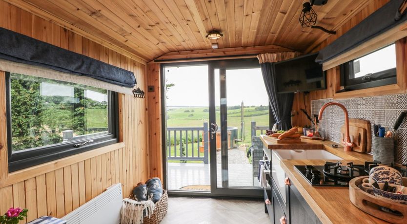 Photo of Greenacres Carriage