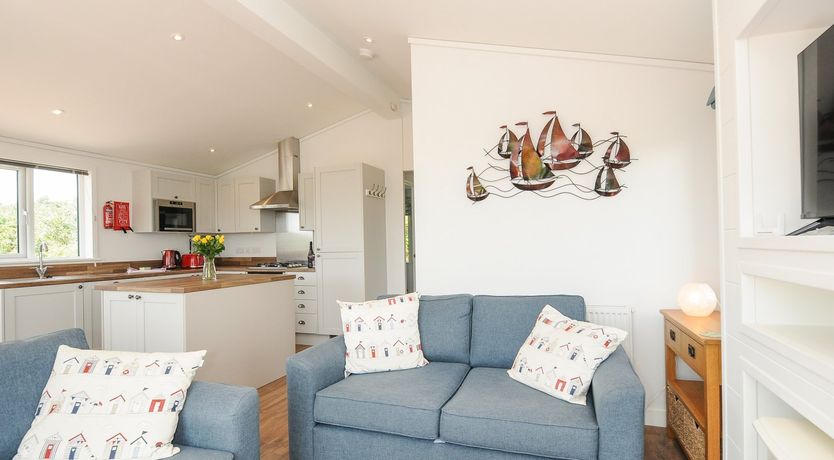 Photo of Midway Lodge