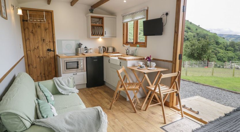Photo of Tan Y Castell Shepherds Hut