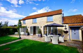 Oak Tree Barn Holiday Cottage