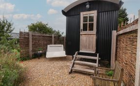 Photo of Stormont Hut