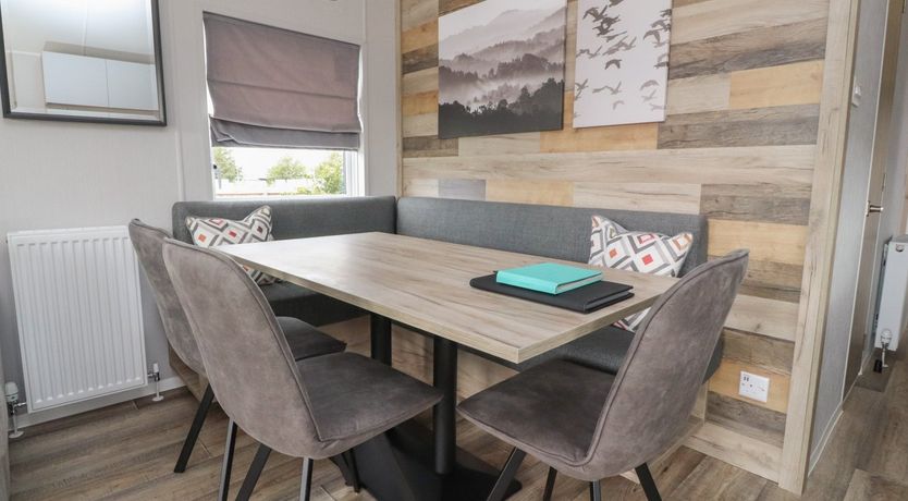 Photo of Astoria Lodge