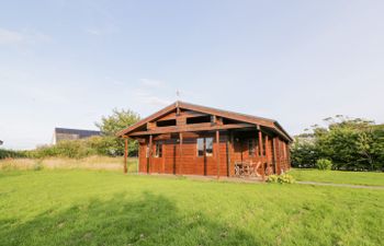 Curlew Lodge Holiday Cottage