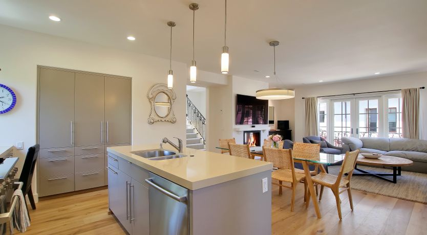 Photo of The White Bird