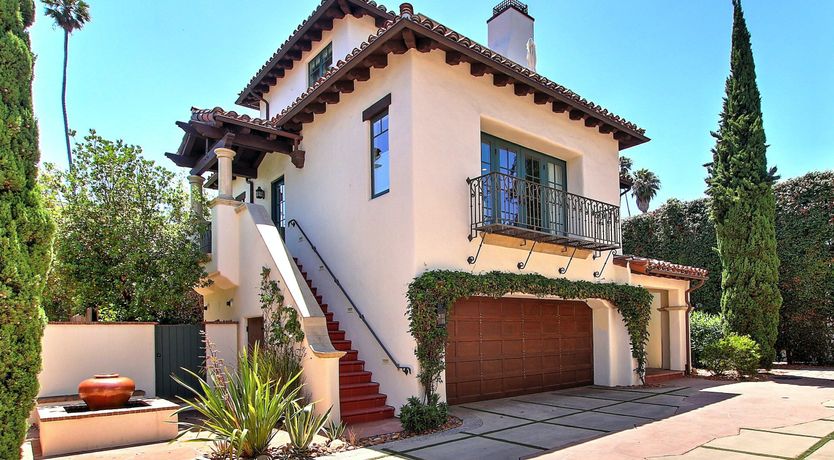 Photo of The White Bird