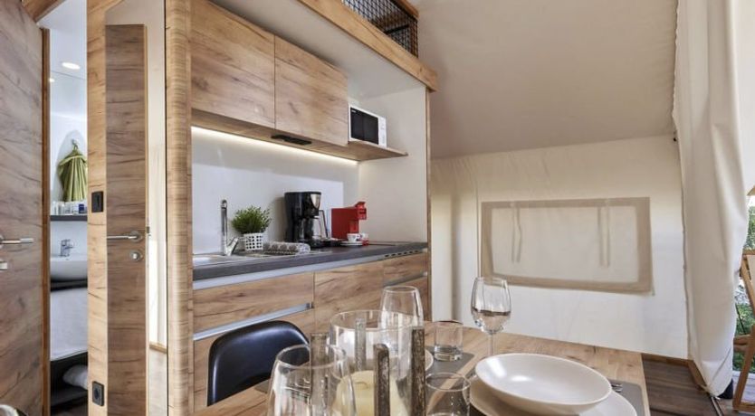 Photo of Glampingtent Kiezel Lodge 4